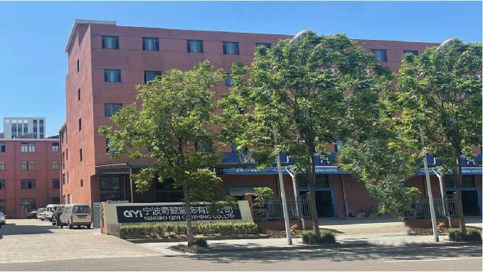 నేటి మార్కెట్లో విశ్వసనీయమైన సాధారణం మరియు క్రీడా దుస్తుల తయారీదారుని చేస్తుంది